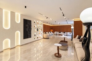 Interior - ORO PYRAMIDS (cairo)