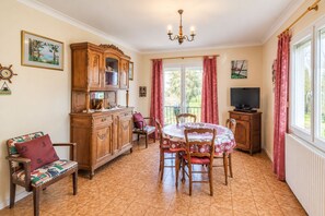 Dining - L’Armor – 2-star rated (Beaussais-sur-Mer)