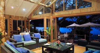 Sau Bay Resort and Spa