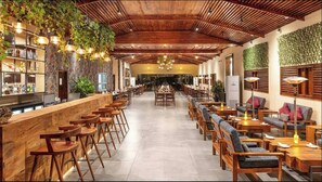 Dining - Surya Vilas Luxury Spa & Resort (Solan)