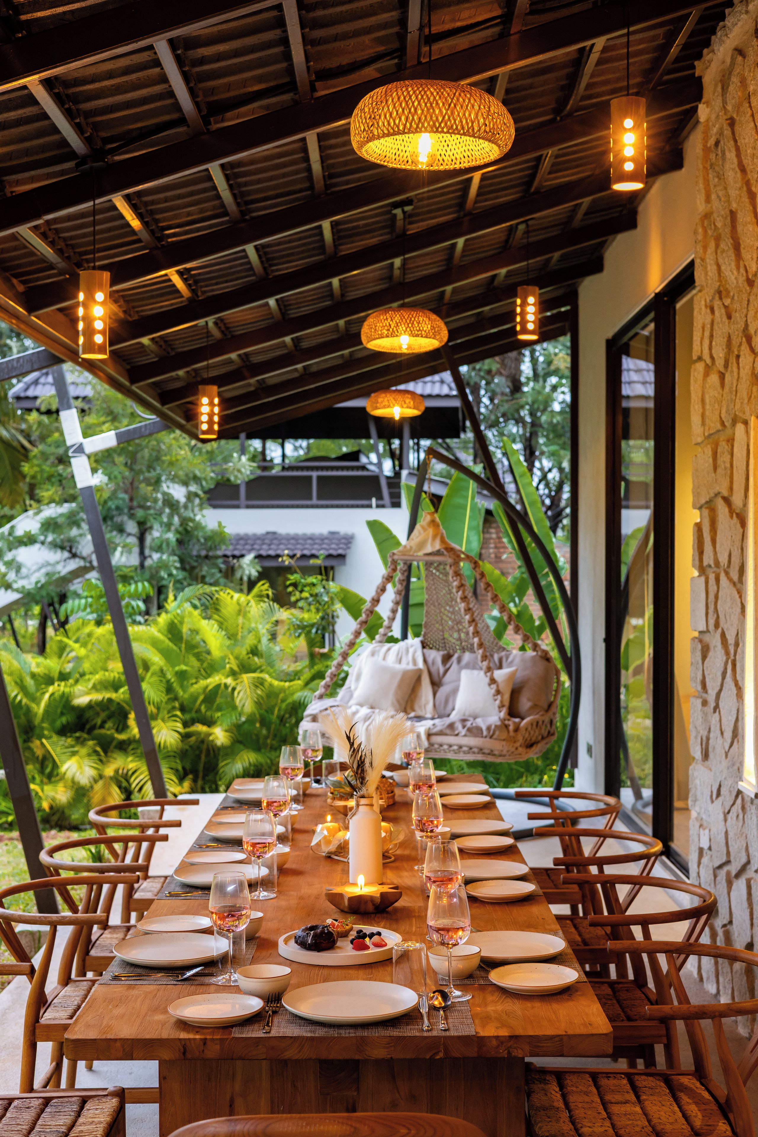 Outdoor dining