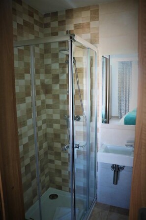 Bathroom - TJ Boutique (Marsaskala)