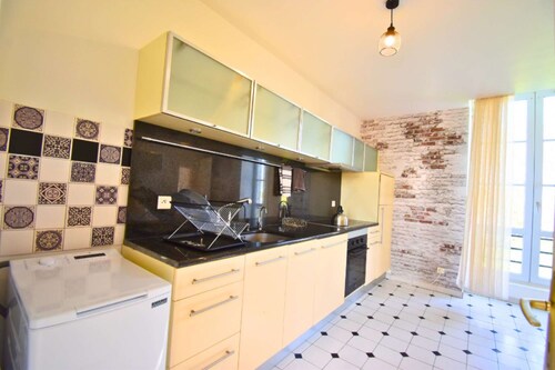 Park Suite | Bright 2-bedroom château apartment