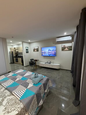 Room - Trinity Suite at Riviera Residence (Accra)