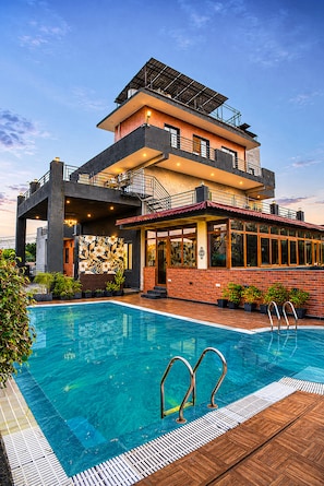 Pool - ELIVAAS Shivoham Farmhouse 9BHK Villa (Sohna)