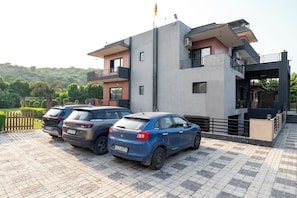 Exterior - ELIVAAS Shivoham Farmhouse 9BHK Villa (Sohna)