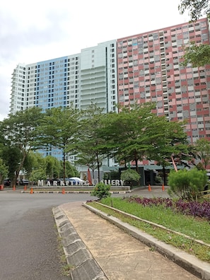 Mặt tiền nơi lưu trú