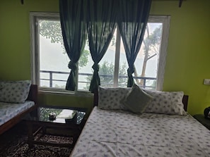 Room - Greenland Homestay (Kurseong)