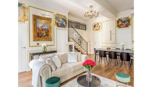 Interior - Elegant Historic Apartment in the Heart of Louvre-Opéra (Paris)