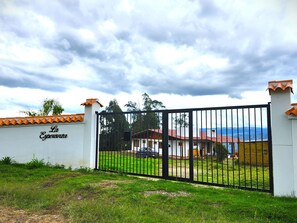 Exterior - Terrific 4-bedroom farmhouse in charming Santa Sofia awaits you (Santa Sofia)