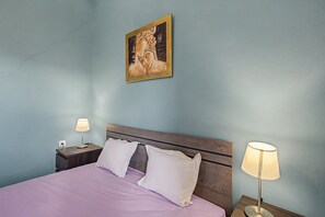 Room - Country House 'Foivos - Tranquil Home' with Private Terrace, Wi-Fi and Air Conditioning (Καρές)
