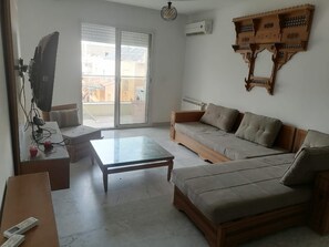 Living area - Fully Furnished 1-bedroom Apartment in Khezama Prime Location (Sousse)