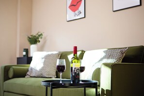 Unclassified image, 3 of 9, button - Stylish 2-bedroom apartment in Southampton perfect for cosy stays (Southampton)