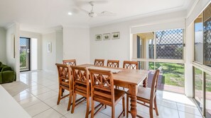 Dining - 9 Blain Street Bargara (Bargara)