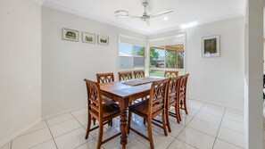 Dining - 9 Blain Street Bargara (Bargara)
