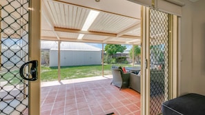 Interior - 9 Blain Street Bargara (Bargara)