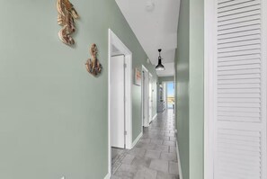 Interior - Palm Court Yacht Club 604 (Fort Walton Beach)