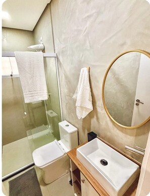 Bathroom - LaFayette Residence (São Paulo)