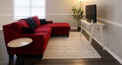 Relax & Unwind - Welcoming 2BR Texas Retreat