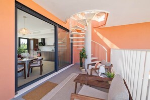 Interior - Family-friendly 2-bedroom penthouse with a padel court (Mijas)