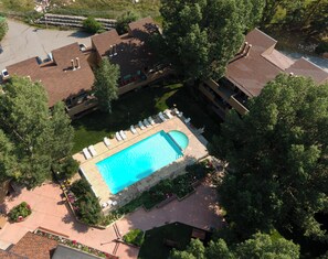 Pool - Just Listed- Peaceful 3-bedroom East Vail townhome, super convenient location! (Vail)