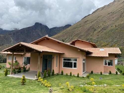 Fantastic 4-bedroom house in Cusco perfect for your getaway
