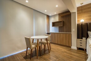 Dining - Thera by Bhomy (São Paulo)