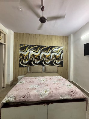 Unclassified image, 5 of 8, button - Hotel Olivia Guest House (New Delhi)