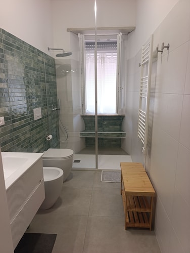 Apartment 2 minutes from the ocean, public beach, and home amenities