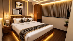 Unclassified image, 3 of 7, button - The Crown Hotel Lokhandwala Andheri  (Mumbai)