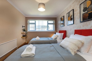 Room - Spacious 3-Bed Home, Free Parking, Fast WiFi, close to Nottingham City Hospital (Nottingham)