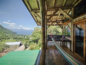 Terrace/patio - Bambu Guest House (Santa Cruz La Laguna)