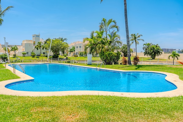 Pool - Family House with Private Jacuzzi & Pool (Acapulco de Juárez)