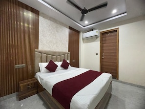 Room - Hotel White House  (Ghaziabad)
