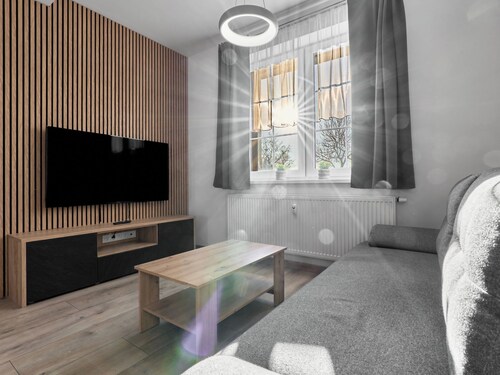 George 05 by Interhome