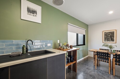 Redgate Studio, a quiet retreat emersed in nature, close to Margaret River