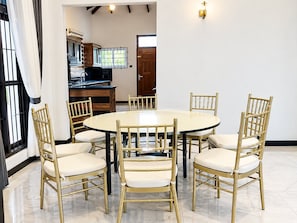 Dining - Grand City Luxury Villa Negombo  (Negombo)