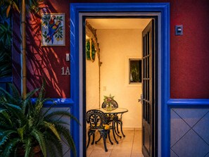 Outdoor dining - Chapala Centro Home Steps from the Malecon (Chapala)