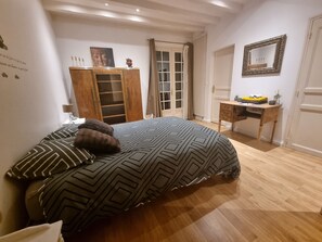 Room - Vrbo Property (Arsac)
