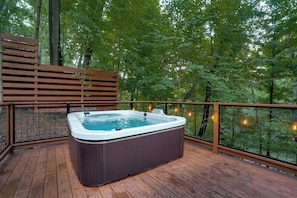Bain à remous extérieur