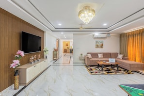 Lobby - ELIVAAS Signature Aura Sky 3 BHK Apt (Jaipur)