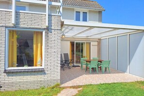 Untagged - Holiday home in Callantsoog with barbecue (Callantsoog)