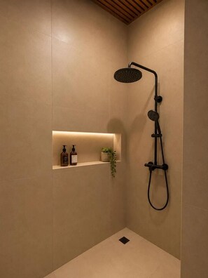 Bathroom - Commonstay Co-Living Denpasar (Denpasar)