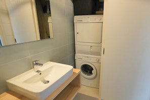 Untagged - Holiday apartment with 3 bedrooms (Groote Keeten)
