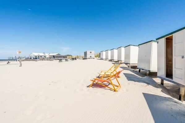 Untagged - Holiday home in Renesse with swimming pool (Renesse)