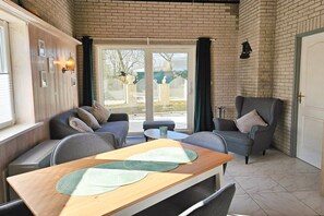 Untagged - ZO03 Holiday home/apartment with pet (Zoutelande)