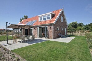 Untagged - Holiday home in Domburg with swimming pool (Domburg)