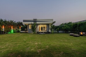 Exterior - ELIVAAS Signature Aarisha 3BHK Villa (Delhi)