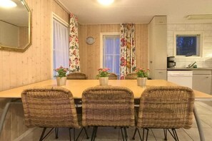 Untagged - Holiday home with 3 bedrooms (Zoutelande)