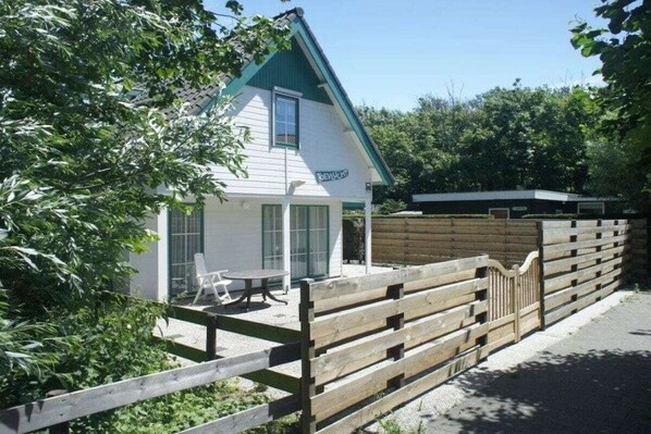 Untagged - Holiday home with 3 bedrooms (Zoutelande)